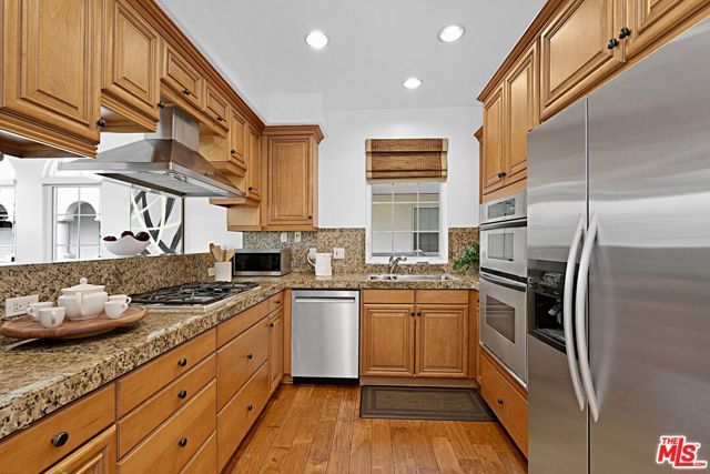 5935 Playa Vista Drive 303, Los Angeles, CA 90094