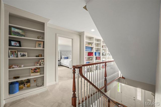7 Flynn Forest Lane, Glendale, MO 63122