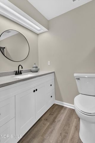 2826 Olde Curtice Road, Northwood, OH 43619