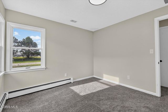 2826 Olde Curtice Road, Northwood, OH 43619