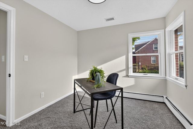 2826 Olde Curtice Road, Northwood, OH 43619