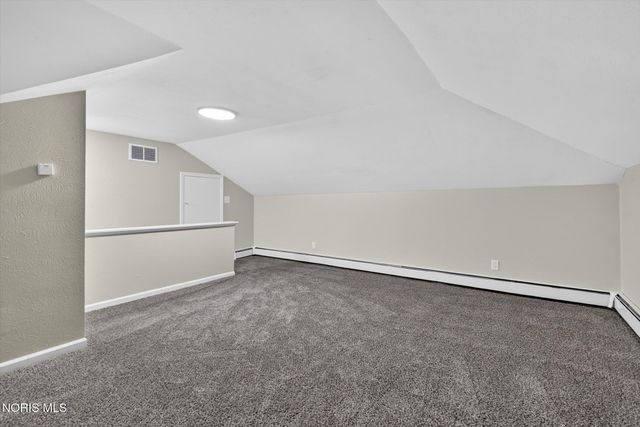 2826 Olde Curtice Road, Northwood, OH 43619