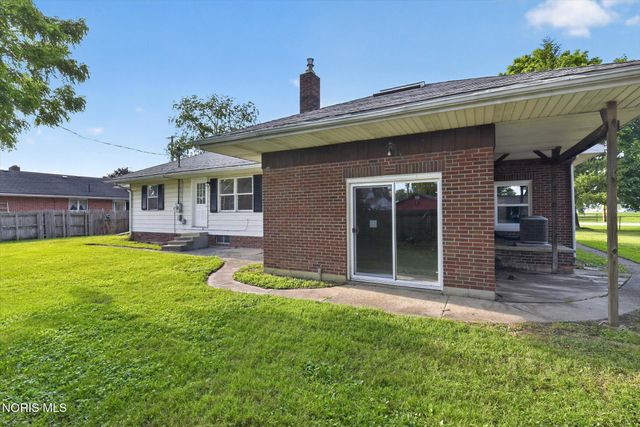 2826 Olde Curtice Road, Northwood, OH 43619