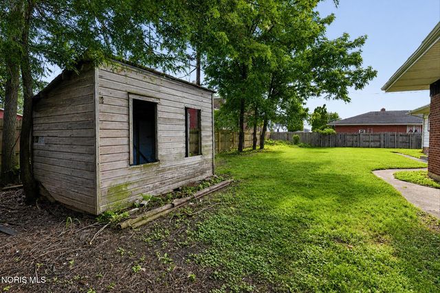 2826 Olde Curtice Road, Northwood, OH 43619