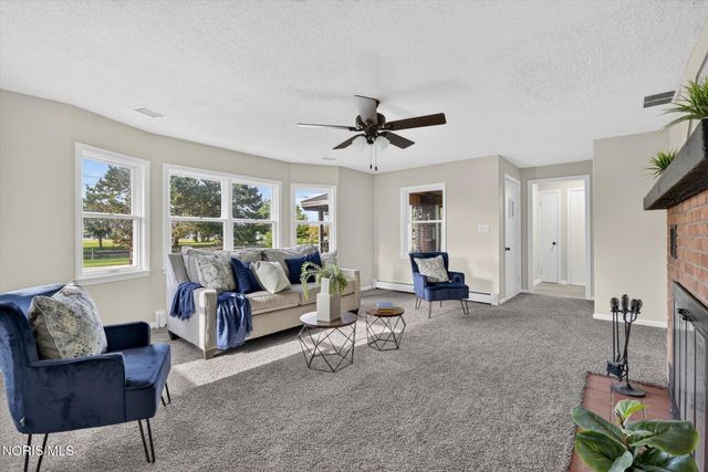 2826 Olde Curtice Road, Northwood, OH 43619