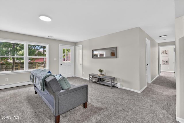 2826 Olde Curtice Road, Northwood, OH 43619