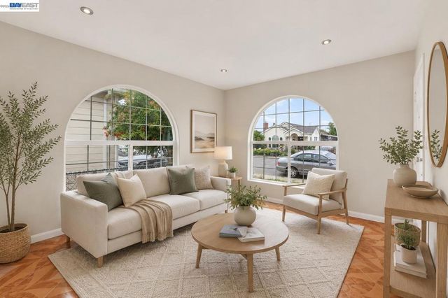 25468 Belmont Ave, Hayward, CA 94542