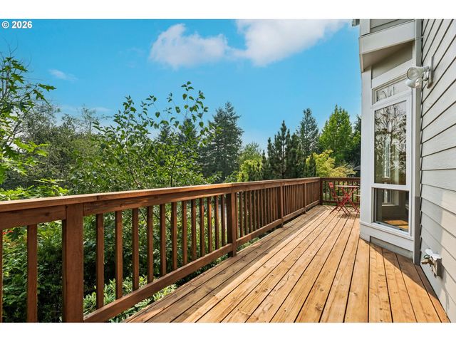 14 MORNINGVIEW Cir, Lake Oswego, OR 97035