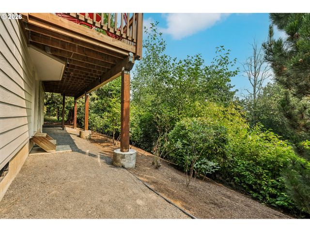 14 MORNINGVIEW Cir, Lake Oswego, OR 97035