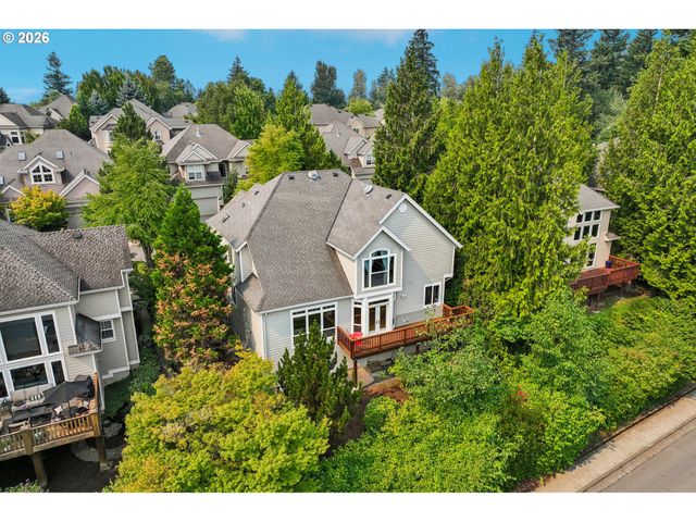 14 MORNINGVIEW Cir, Lake Oswego, OR 97035