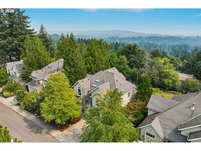 14 MORNINGVIEW Cir, Lake Oswego, OR 97035
