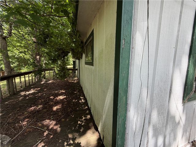 1300 HC 33, Compton, AR 72624