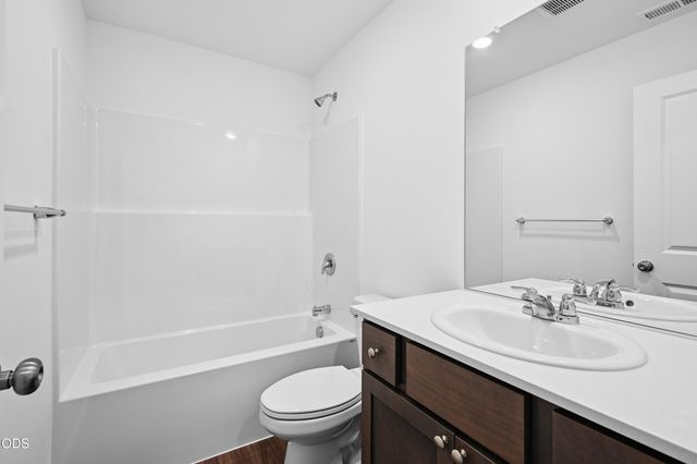 51732 Morning Pine Dr, La Pine, OR 97739