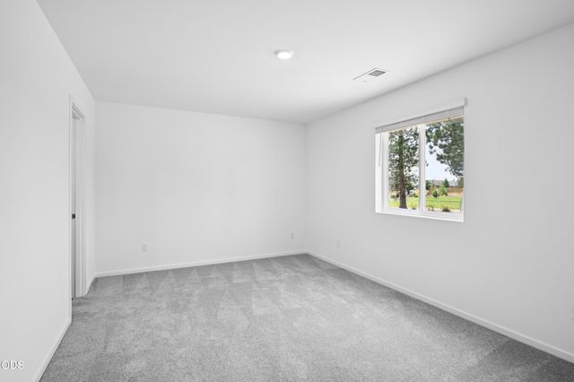 51732 Morning Pine Dr, La Pine, OR 97739