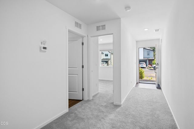 51732 Morning Pine Dr, La Pine, OR 97739
