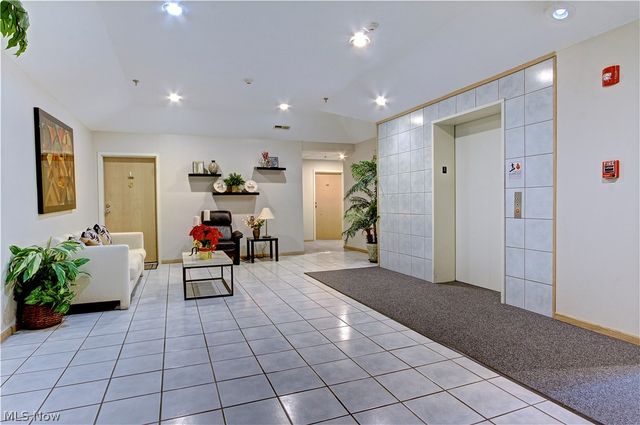 19510 Lorain Road 206, Fairview Park, OH 44126