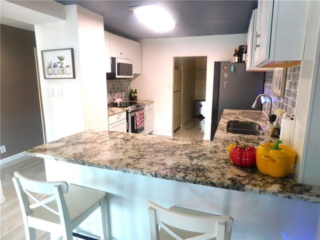 4270 Ocean Dr, Corpus Christi, TX 78411