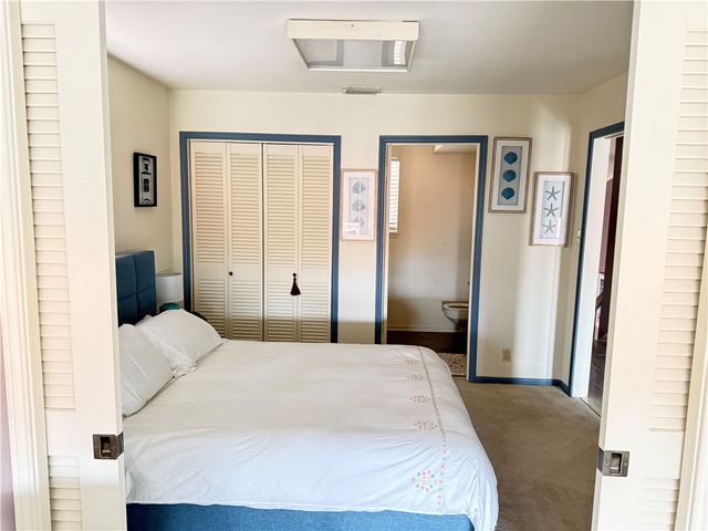 4270 Ocean Dr, Corpus Christi, TX 78411