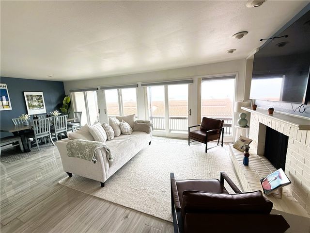 4270 Ocean Dr, Corpus Christi, TX 78411