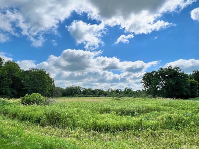 Unit 37 Conservancy Plaza, Deforest, WI 53532