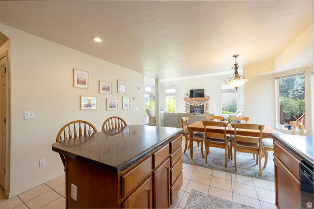 7496 SOUTHCREST CIR, Midvale, UT 84047