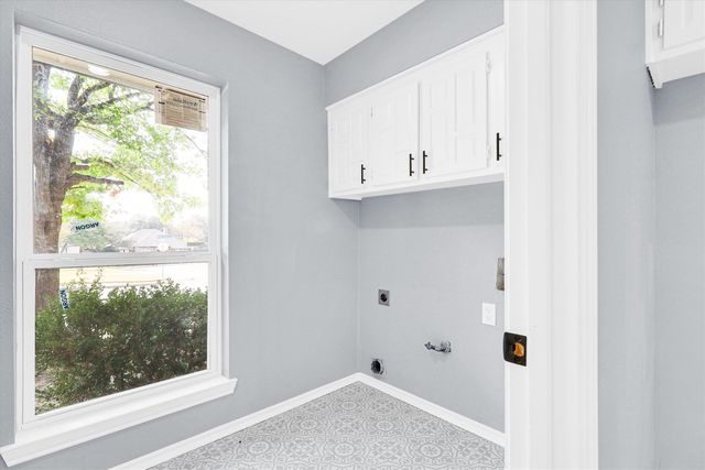 2615 Dove Creek Lane, Carrollton, TX 75006