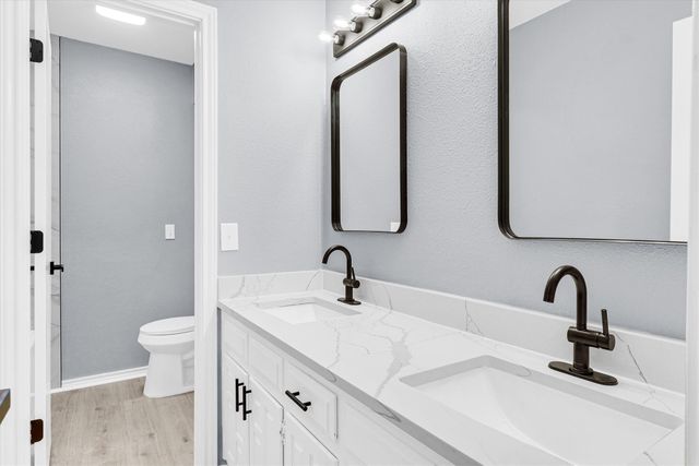 2615 Dove Creek Lane, Carrollton, TX 75006