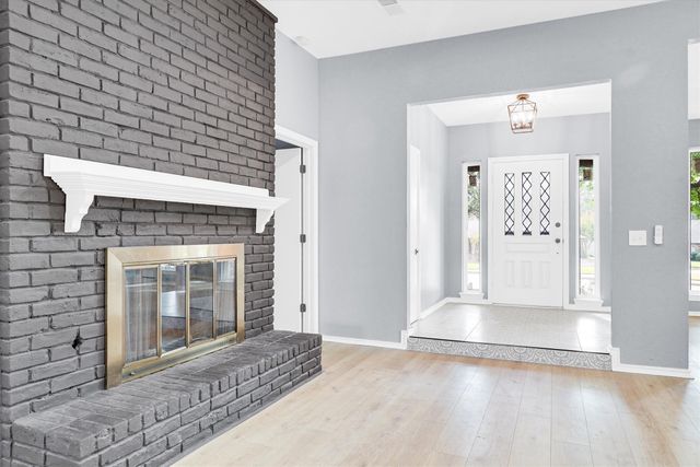 2615 Dove Creek Lane, Carrollton, TX 75006