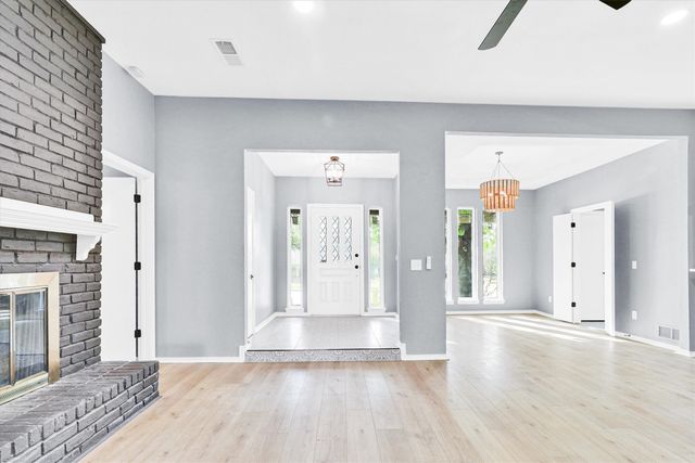 2615 Dove Creek Lane, Carrollton, TX 75006