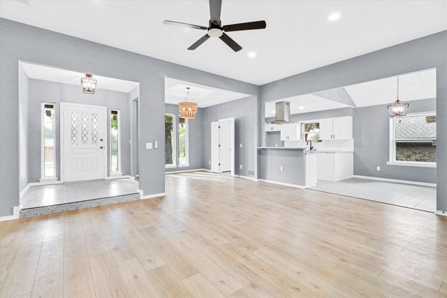 2615 Dove Creek Lane, Carrollton, TX 75006