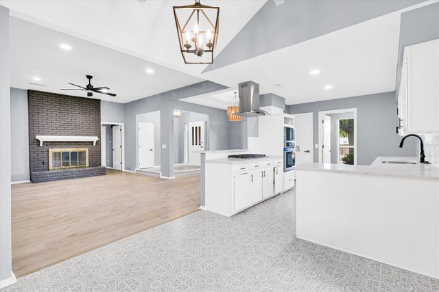 2615 Dove Creek Lane, Carrollton, TX 75006