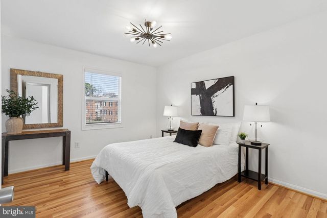 7413 SABIN DR, Manassas, VA 20109