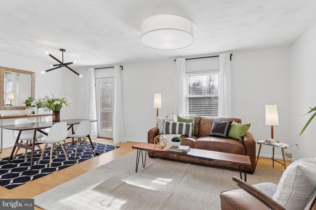 7413 SABIN DR, Manassas, VA 20109