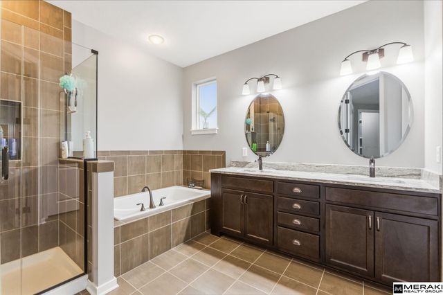 13706 S 49th Street, Papillion, NE 68133