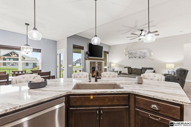 13706 S 49th Street, Papillion, NE 68133