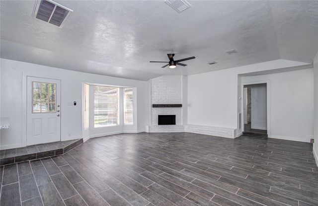2540 River Ridge, Conroe, TX 77385