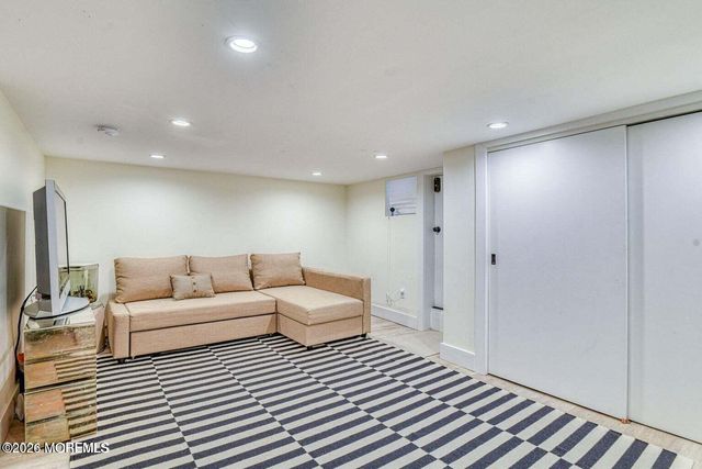 1 Surf Avenue, Neptune Township, NJ 07753