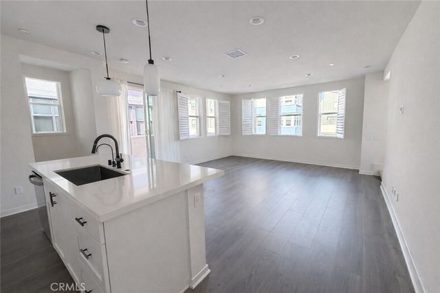 118 Tenor, Irvine, CA 92618