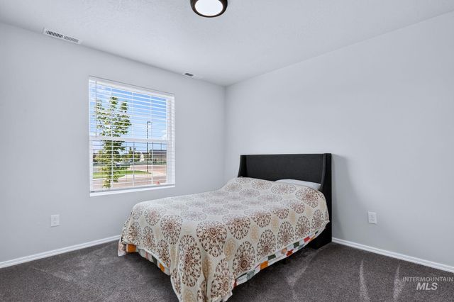 118 Golinda Ave, Caldwell, ID 83605
