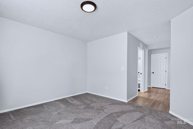 118 Golinda Ave, Caldwell, ID 83605