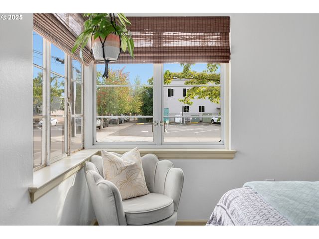 507 Ne DAVIS St, Mc Minnville, OR 97128