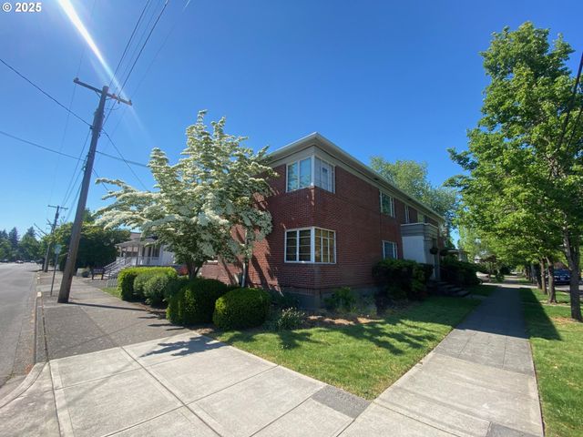 507 Ne DAVIS St, Mc Minnville, OR 97128