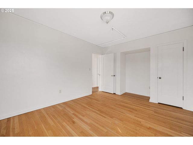 507 Ne DAVIS St, Mc Minnville, OR 97128