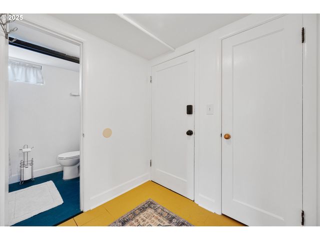 507 Ne DAVIS St, Mc Minnville, OR 97128