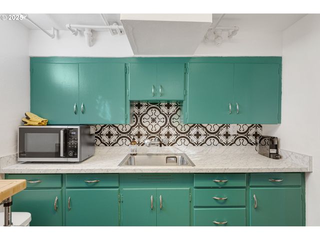 507 Ne DAVIS St, Mc Minnville, OR 97128