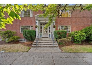 507 Ne DAVIS St, Mc Minnville, OR 97128