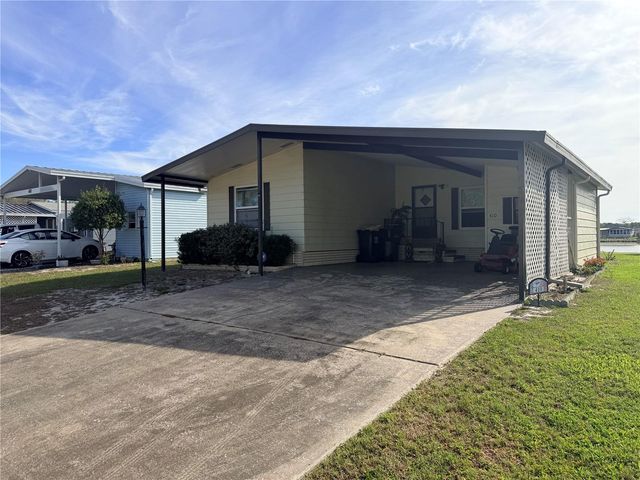 410 VILLAGE CIRCLE SW, Winter Haven, FL 33880