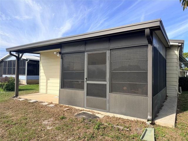 410 VILLAGE CIRCLE SW, Winter Haven, FL 33880