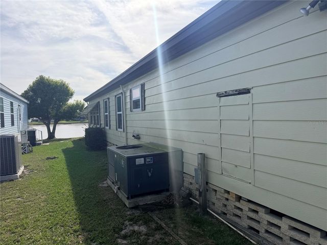 410 VILLAGE CIRCLE SW, Winter Haven, FL 33880