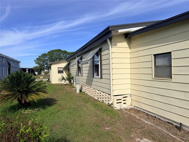 410 VILLAGE CIRCLE SW, Winter Haven, FL 33880